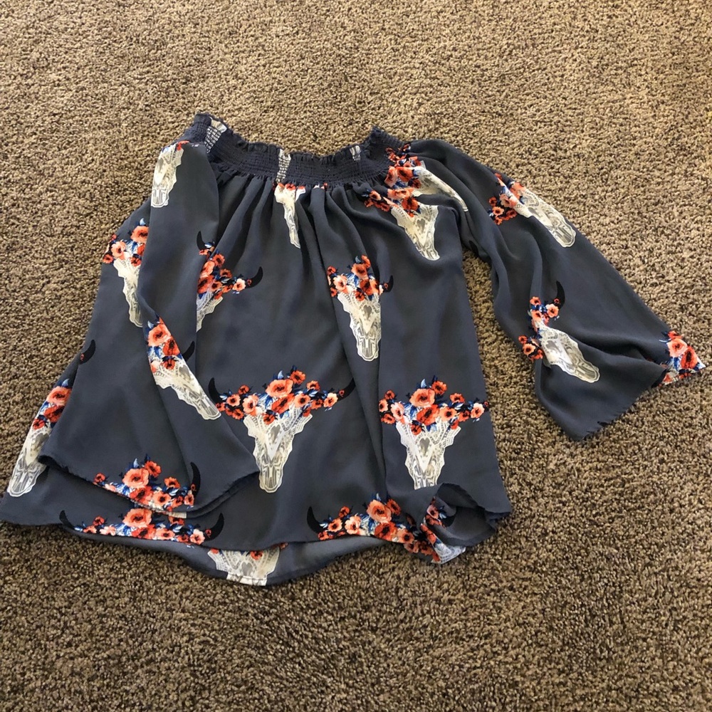 Off the shoulder top!